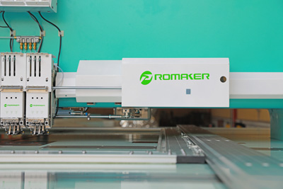  Machine à broder multitêtes plates série HS 