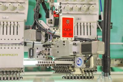  Machine à broder multitêtes plates série HP 