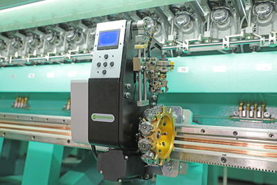  Machine à broder multitêtes plates série DE 